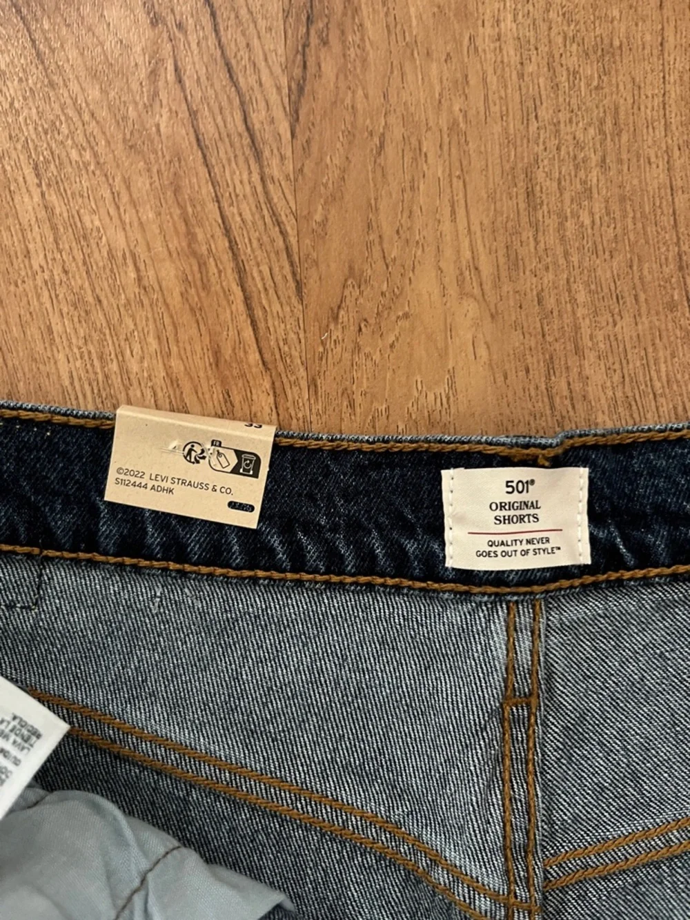 NWT Levi’s 501 Denim Shorts